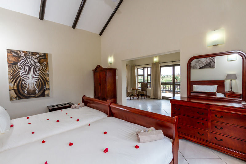 Zulu Nyala Game Lodge Hluhluwe Exterior foto